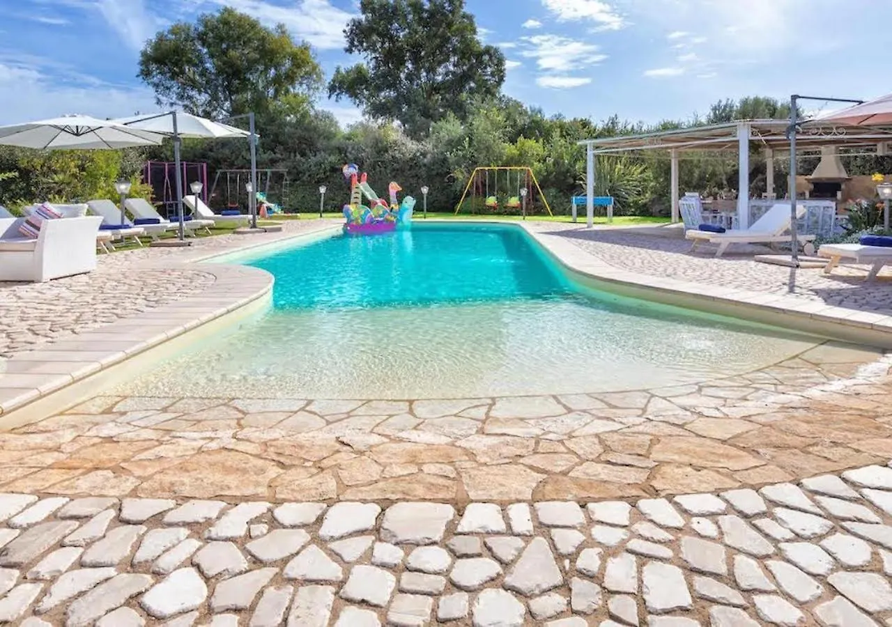 Villa Dolores , With A Spectacular Swimming Pool With Hydromassage And A Big Garden For The Children - Iun S3325 Alghero Italien