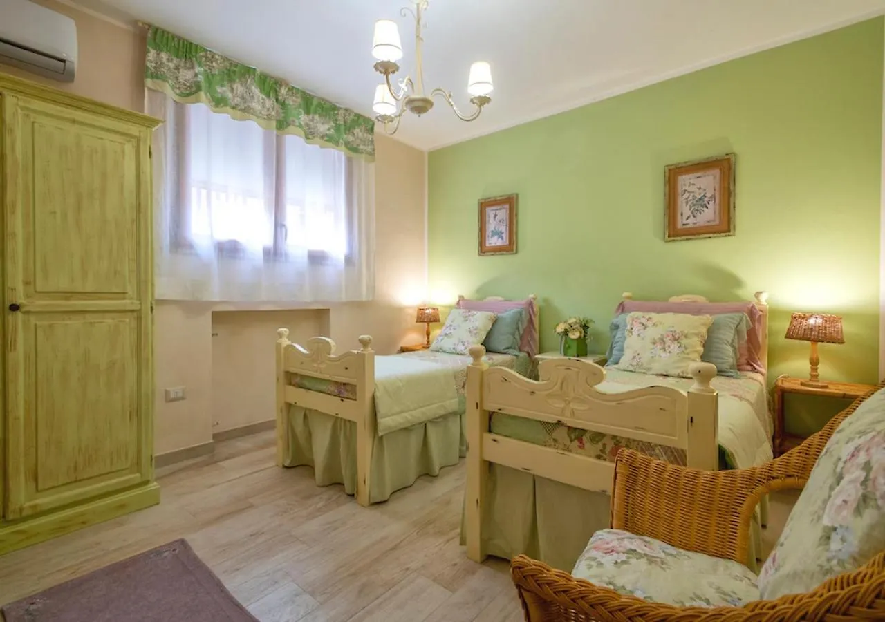 Villa Dolores , With A Spectacular Swimming Pool With Hydromassage And A Big Garden For The Children - Iun S3325 Alghero 0*,